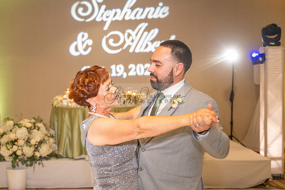 LINK-#1-Stephanie and Albert wedding photography, celebration at Sonesta Redondo Beach and Marina in Redondo Beach Ca, photographer, videographer, Gustavo Villarreal, 323-633-8283, www.gvphotoandvideo