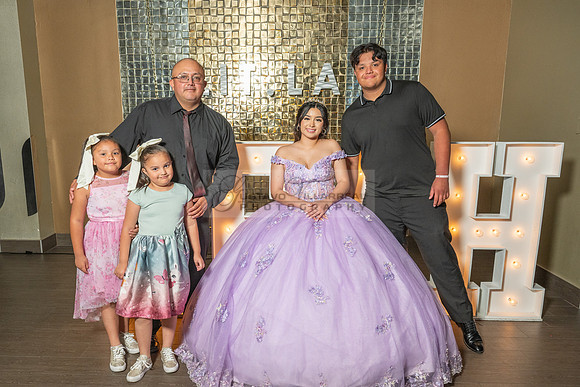 Leah Torres quinceanera celebration, reception, photography, videography, reception, Quiet Cannon Banquet Hall in the city of Montebello Ca, Gustavo Villarreal photographer, 323-633-8283, www.gvphotoa
