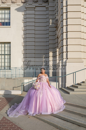 Camila Pacheco quinceanera, sweet 16, photo session in Pasadena City Hall in Pasadena California, photography and videography by Gustavo Villarreal photographer, 323-633-8283, www.gvphotoandvideo.com