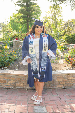 Melanie graduation photographer CSUF, California State University Fullerton, Whittier Ca, Gustavo Villarreal Photography, 323-633-8283, www.gvphotoandvideo.com