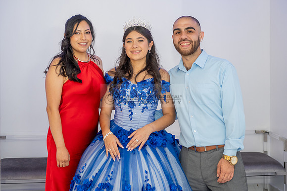 Violeta Noemi quinceanera celebration, photographer , videographer in Hacienda Heights Ca, Montebello Ca, Gustavo Villarreal Photography, 323-633-8283, www.gvphotoandvideo.com