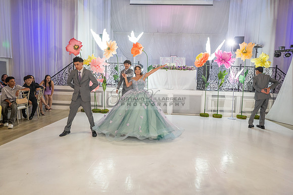 LINK #2-Janelle Ornelas, Sweet Sixteen, quinceanera, celebration at El Palacio Hall in south El Monte Ca, Gustavo Villarreal Photography, 323-633-8283, www.gvphotoandvideo.com