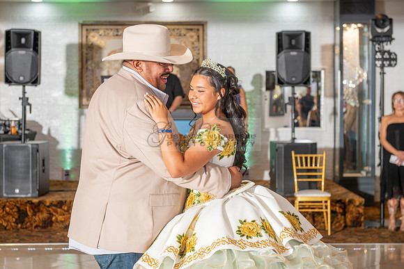 Arianna Tejada quinceanera celebration, photography, videography at Our lady of Guadalupe in El Monte Ca, Fiesta Mexican banquet Hall Montclair Ca, Gustavo Villarreal photo and video, 323-633-8283, ww