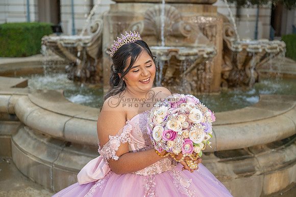 Camila Pacheco quinceanera, sweet 16, photo session in Pasadena City Hall in Pasadena California, photography and videography by Gustavo Villarreal photographer, 323-633-8283, www.gvphotoandvideo.com