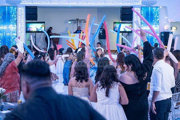 Violeta Noemi quinceanera celebration, photographer , videographer in Hacienda Heights Ca, Montebello Ca, Gustavo Villarreal Photography, 323-633-8283, www.gvphotoandvideo.com
