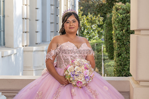 Camila Pacheco quinceanera, sweet 16, photo session in Pasadena City Hall in Pasadena California, photography and videography by Gustavo Villarreal photographer, 323-633-8283, www.gvphotoandvideo.com