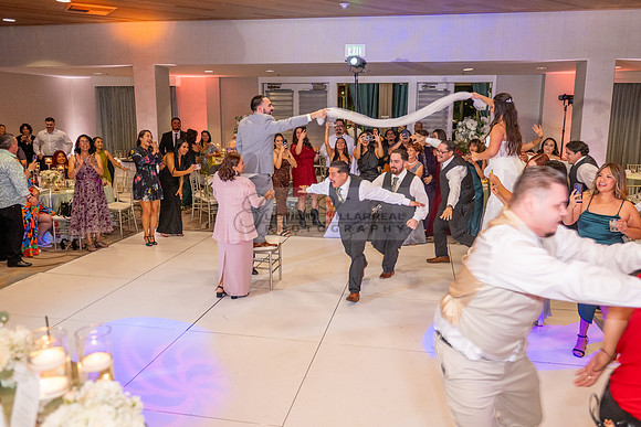 LINK-#1-Stephanie and Albert wedding photography, celebration at Sonesta Redondo Beach and Marina in Redondo Beach Ca, photographer, videographer, Gustavo Villarreal, 323-633-8283, www.gvphotoandvideo