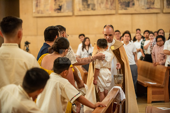 Baptism photographer, videographer at Cathedral of our Lady of Angeles in Los Angeles Ca. Gustavo Villarreal Photography, 323-633-8283, www.gvphotoandvideo.com