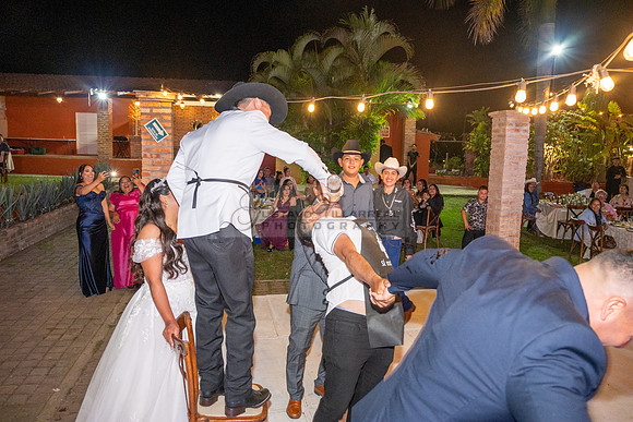 Lalo and Indira wedding, boda en Puga Nayarit Mexico, Gustavo Villarreal Photography, 323-633-8283, www.gustavovillarreal.com