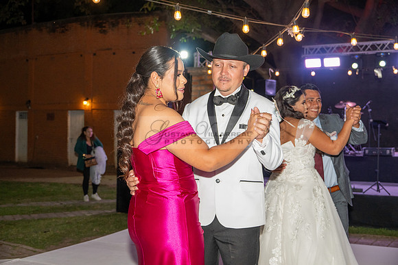 Lalo and Indira wedding, boda en Puga Nayarit Mexico, Gustavo Villarreal Photography, 323-633-8283, www.gustavovillarreal.com