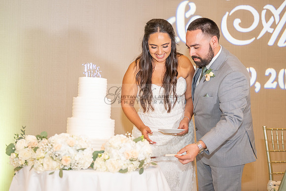 LINK-#1-Stephanie and Albert wedding photography, celebration at Sonesta Redondo Beach and Marina in Redondo Beach Ca, photographer, videographer, Gustavo Villarreal, 323-633-8283, www.gvphotoandvideo