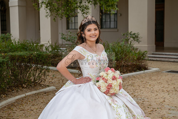 Natalie Gutierrez quinceañera photoshoot at the beautiful and historic place in Pasadena Ca. wedding and sweet 16th Photographer Gustavo Villarreal, 323-633-8283