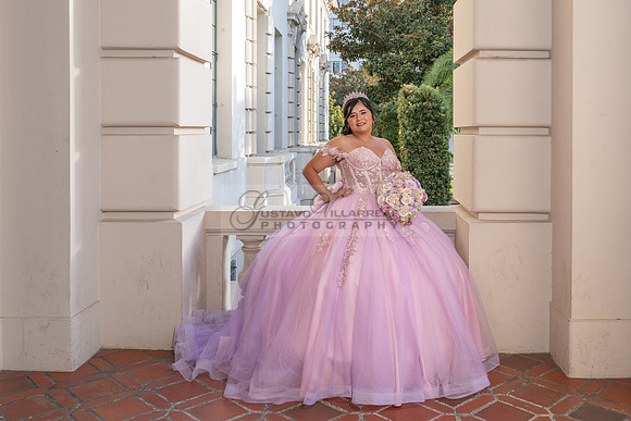 Camila Pacheco quinceanera, sweet 16, photo session in Pasadena City Hall in Pasadena California, photography and videography by Gustavo Villarreal photographer, 323-633-8283, www.gvphotoandvideo.com