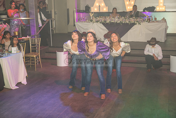 Leah Torres quinceanera celebration, reception, photography, videography, reception, Quiet Cannon Banquet Hall in the city of Montebello Ca, Gustavo Villarreal photographer, 323-633-8283, www.gvphotoa
