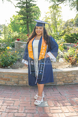 Melanie graduation photographer CSUF, California State University Fullerton, Whittier Ca, Gustavo Villarreal Photography, 323-633-8283, www.gvphotoandvideo.com