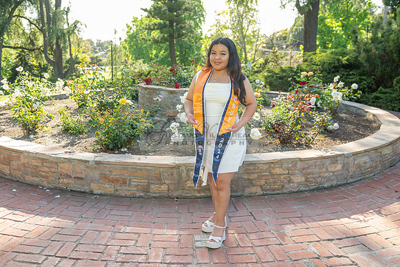 Melanie graduation photographer CSUF, California State University Fullerton, Whittier Ca, Gustavo Villarreal Photography, 323-633-8283, www.gvphotoandvideo.com