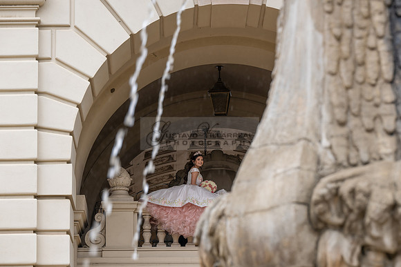 Natalie Gutierrez quinceañera photoshoot at the beautiful and historic place in Pasadena Ca. wedding and sweet 16th Photographer Gustavo Villarreal, 323-633-8283
