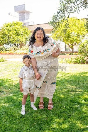 Baptism photographer, videographer at Cathedral of our Lady of Angeles in Los Angeles Ca. Gustavo Villarreal Photography, 323-633-8283, www.gvphotoandvideo.com