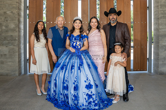 Violeta Noemi quinceanera celebration, photographer , videographer in Hacienda Heights Ca, Montebello Ca, Gustavo Villarreal Photography, 323-633-8283, www.gvphotoandvideo.com