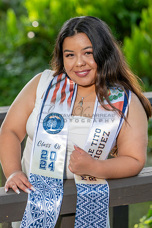 Melanie graduation photographer CSUF, California State University Fullerton, Whittier Ca, Gustavo Villarreal Photography, 323-633-8283, www.gvphotoandvideo.com