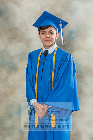 Graduation photo session in Whittier Ca, 323-633-8283, www.gustavovillarreal.com