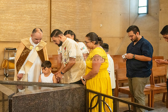 Baptism photographer, videographer at Cathedral of our Lady of Angeles in Los Angeles Ca. Gustavo Villarreal Photography, 323-633-8283, www.gvphotoandvideo.com
