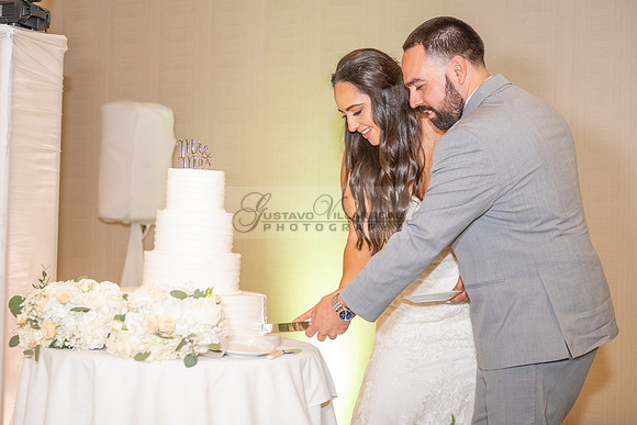 LINK-#1-Stephanie and Albert wedding photography, celebration at Sonesta Redondo Beach and Marina in Redondo Beach Ca, photographer, videographer, Gustavo Villarreal, 323-633-8283, www.gvphotoandvideo