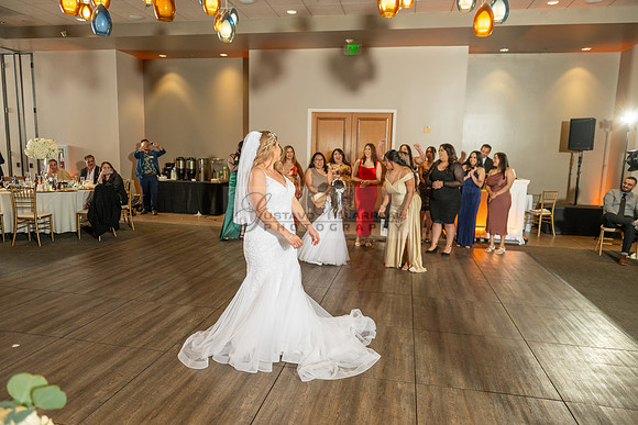 Alberto y Lourdes wedding celebration, photographer, videographer at Rio Hondo country Club in Downey Ca. Gustavo Villarreal photography, 323-633-8283, www.gvphotoandvideo.com