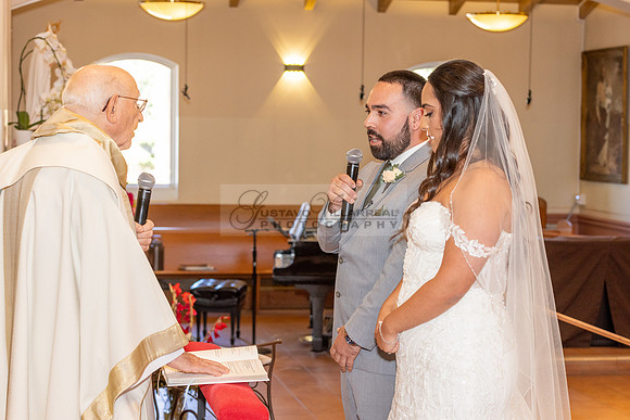 LINK #2 Stephanie and Albert wedding photography, celebration at Sonesta Redondo Beach and Marina in Redondo Beach Ca, photographer, videographer, Gustavo Villarreal, 323-633-8283, www.gvphotoandvideo