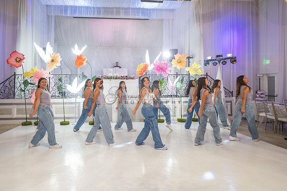 LINK #2-Janelle Ornelas, Sweet Sixteen, quinceanera, celebration at El Palacio Hall in south El Monte Ca, Gustavo Villarreal Photography, 323-633-8283, www.gvphotoandvideo.com