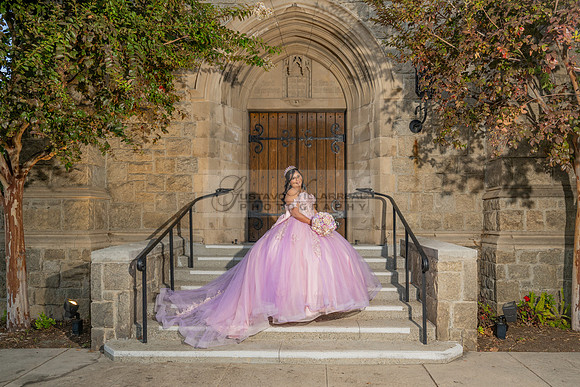 Camila Pacheco quinceanera, sweet 16, photo session in Pasadena City Hall in Pasadena California, photography and videography by Gustavo Villarreal photographer, 323-633-8283, www.gvphotoandvideo.com