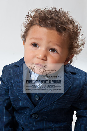 Baby and family pictures in Montebello, by Gustavo Villarreal Pr