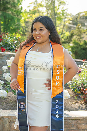 Melanie graduation photographer CSUF, California State University Fullerton, Whittier Ca, Gustavo Villarreal Photography, 323-633-8283, www.gvphotoandvideo.com
