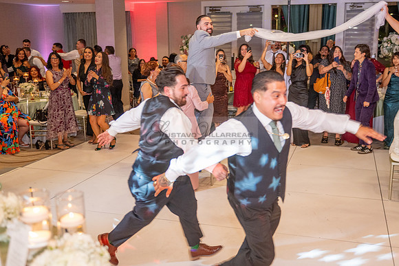 LINK-#1-Stephanie and Albert wedding photography, celebration at Sonesta Redondo Beach and Marina in Redondo Beach Ca, photographer, videographer, Gustavo Villarreal, 323-633-8283, www.gvphotoandvideo