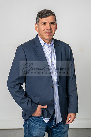 Juan Carlos, Business, Real Estates, Realtor, headshots, photography in Whittier Ca, Gustavo villarreal Photography, 323-633-8283, www.gustavoivllarreal.com