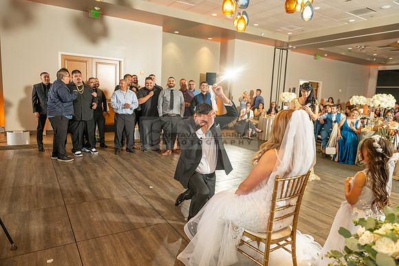 Alberto y Lourdes wedding celebration, photographer, videographer at Rio Hondo country Club in Downey Ca. Gustavo Villarreal photography, 323-633-8283, www.gvphotoandvideo.com