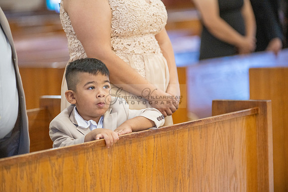 Arianna Tejada quinceanera celebration, photography, videography at Our lady of Guadalupe in El Monte Ca, Fiesta Mexican banquet Hall Montclair Ca, Gustavo Villarreal photo and video, 323-633-8283, ww
