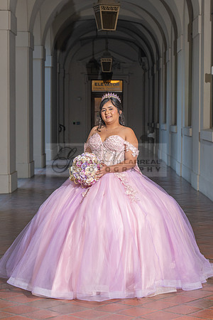 Camila Pacheco quinceanera, sweet 16, photo session in Pasadena City Hall in Pasadena California, photography and videography by Gustavo Villarreal photographer, 323-633-8283, www.gvphotoandvideo.com
