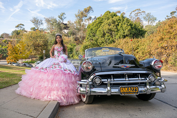 Calilea Rodriguez quinceanera photo soot, photography at Penn Park in Whittier Ca, Gustavo Villarreal Photographer, videographer, 323-633-8283, www.gvphotoandvideo.com