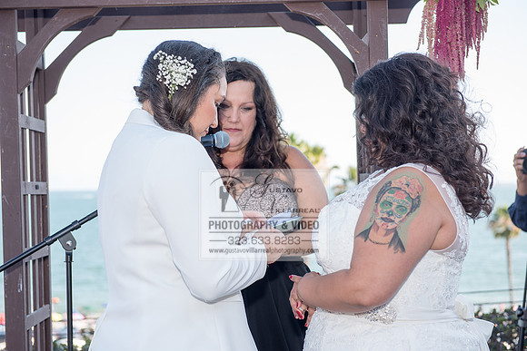 JENNIFER AND CYNTHIA glbt wedding photography and video at Long Beach Museum of Art in Long Beach Ca, www.gustavovillarreal.com, 323-633-8283