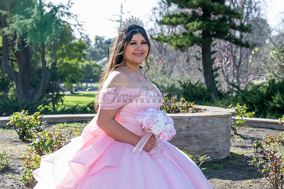 Sophia Salas quinceanera, photo, shoot, at Penn Park in Whittier Ca, Gustavo Villarreal Photography, 323-633-8283, www.gustavovillarreal.com