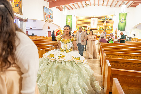Arianna Tejada quinceanera celebration, photography, videography at Our lady of Guadalupe in El Monte Ca, Fiesta Mexican banquet Hall Montclair Ca, Gustavo Villarreal photo and video, 323-633-8283, ww