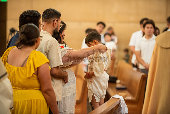 Baptism photographer, videographer at Cathedral of our Lady of Angeles in Los Angeles Ca. Gustavo Villarreal Photography, 323-633-8283, www.gvphotoandvideo.com