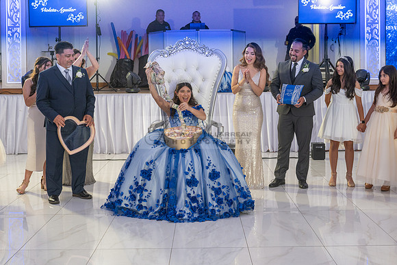 Violeta Noemi quinceanera celebration, photographer , videographer in Hacienda Heights Ca, Montebello Ca, Gustavo Villarreal Photography, 323-633-8283, www.gvphotoandvideo.com