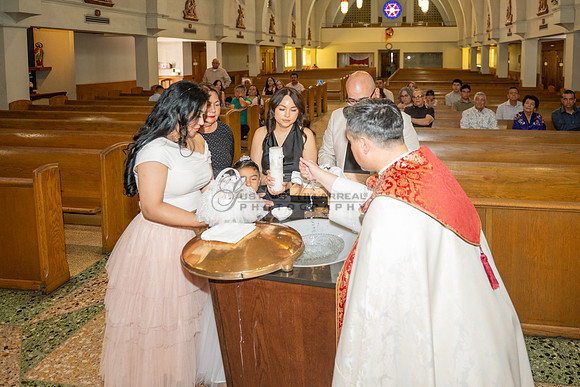 Nazareth Bautizo fotografias y videos en Whittier Ca, reception at Grand premier Banquet hall in Gardena Ca. Gustavo Villarreal photographer 323-633-8283, www.gvphotoandvideo.com