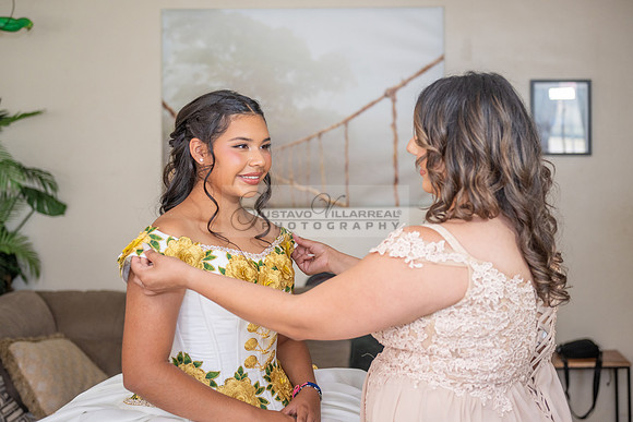 Arianna Tejada quinceanera celebration, photography, videography at Our lady of Guadalupe in El Monte Ca, Fiesta Mexican banquet Hall Montclair Ca, Gustavo Villarreal photo and video, 323-633-8283, ww