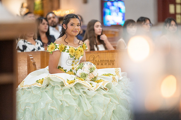 Arianna Tejada quinceanera celebration, photography, videography at Our lady of Guadalupe in El Monte Ca, Fiesta Mexican banquet Hall Montclair Ca, Gustavo Villarreal photo and video, 323-633-8283, ww