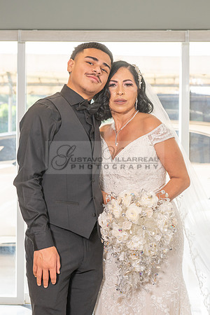 Gloria y Jose Luis Engagement photos en el rancho, caballos, Novias, La Puente Ca, 323-633-8283, www.gvphotoandvideo.com