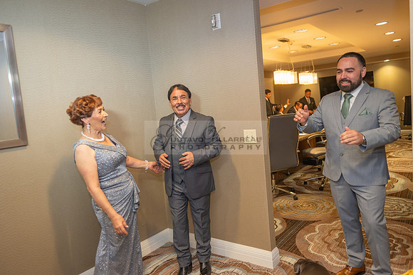 LINK-#1-Stephanie and Albert wedding photography, celebration at Sonesta Redondo Beach and Marina in Redondo Beach Ca, photographer, videographer, Gustavo Villarreal, 323-633-8283, www.gvphotoandvideo