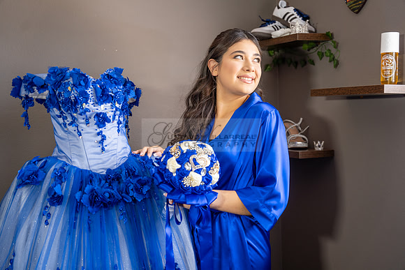 Violeta Noemi quinceanera celebration, photographer , videographer in Hacienda Heights Ca, Montebello Ca, Gustavo Villarreal Photography, 323-633-8283, www.gvphotoandvideo.com